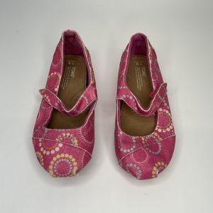Toms Sandals Girls 9 Pink Slippers Slip On Flats Lightweight Shoes Closed Toe